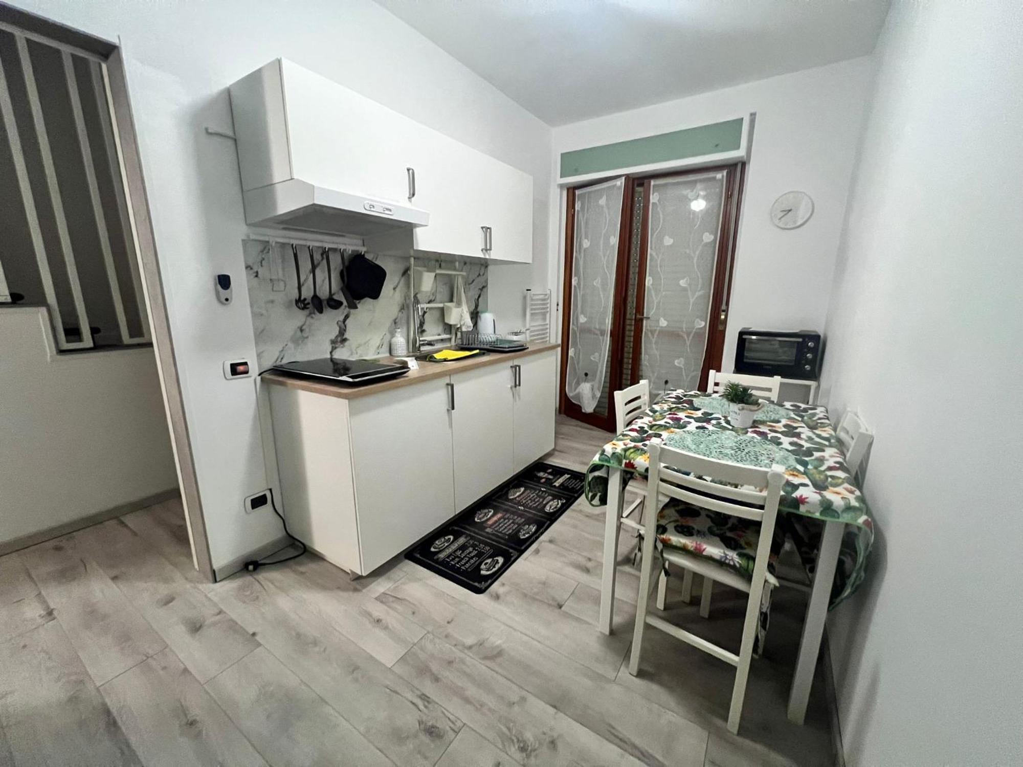 Carpe Diem Adult Only Apartment Rom