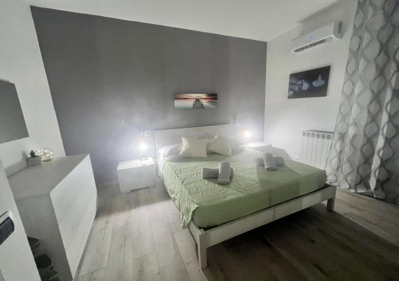 Carpe Diem Adult Only Apartment Rom
